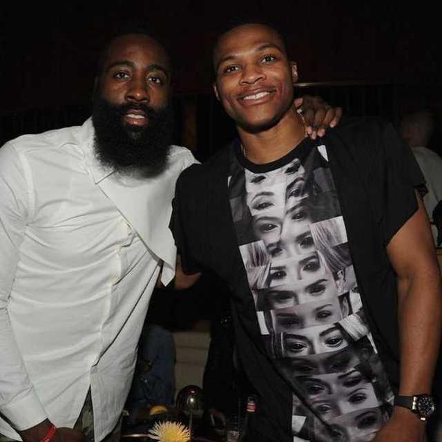 德甲60年头一遭！中国乒乓名将登传奇封面，王励勤都要偷师（德甲60年首见！中国乒坛名将亮相传奇封面，连王励勤也来取经）