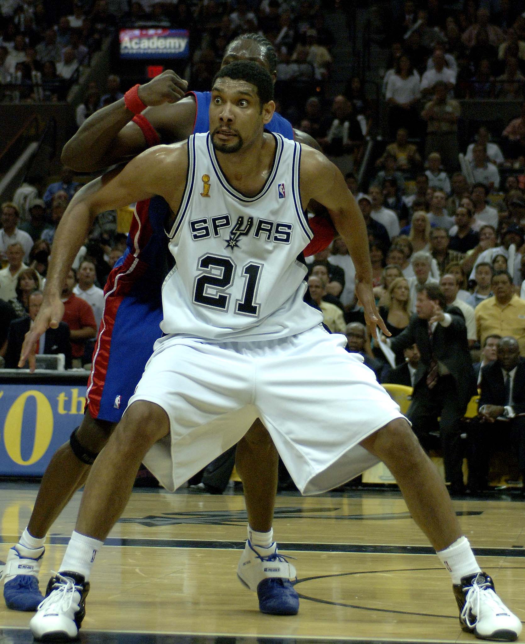 特别的缘分！瓦科与法比奥同年同月同日生，将争夺中超金靴（同日生的对手！瓦科与法比奥将上演中超金靴之争）