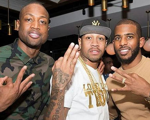 什琴斯尼因肠胃炎缺阵，巴塞罗那迎战奥萨苏纳冲击七连胜（什琴斯尼因胃肠炎缺席，巴塞罗那对阵奥萨苏纳力争七连胜）