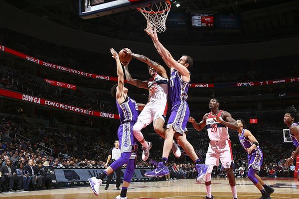 英联杯半决赛抽签：纽卡vs曼城，切尔西vs阿森纳／水晶宫胜者（英联杯四强对阵出炉：纽卡战曼城，切尔西对阵阿森纳／水晶宫胜者）