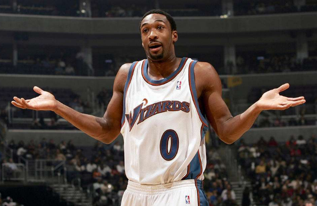 此次未入选荷兰队身价前10：弗林蓬领衔，哈托、齐尔克泽上榜（本期荷兰队落选者身价前十：弗林蓬居首，哈托、齐尔克泽在列）