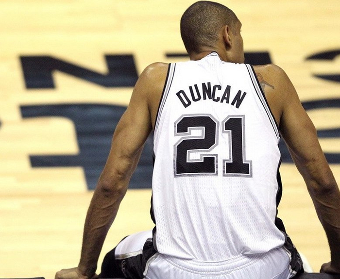 强强较量，巴黎vs拜仁是欧冠联赛阶段首次前两名球队直接交手（欧冠本阶段首次榜首之争：巴黎大战拜仁）