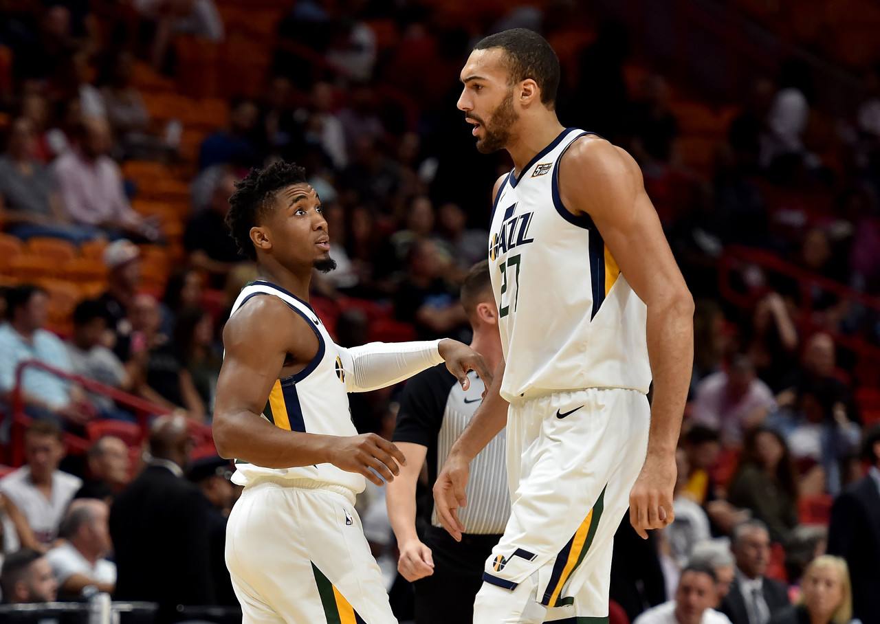 队报：因在欧联比赛中行为不当，里尔主席被罚款1万欧（队报：欧联赛上举止失当，里尔主席被罚1万欧元）